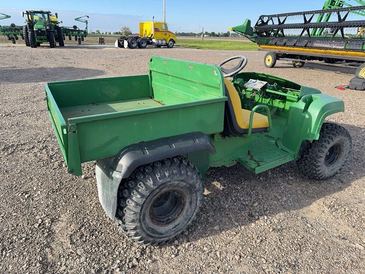 john-deere-gator-image-5