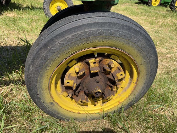 john-deere-a-image-15