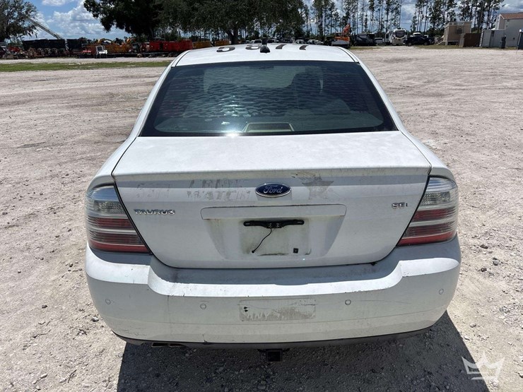 2008-ford-taurus-sedan-image-30