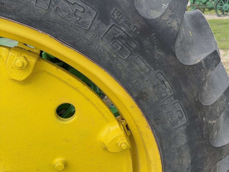 1956-john-deere-60-image-18