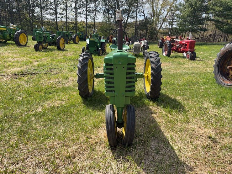 john-deere-h-image-8