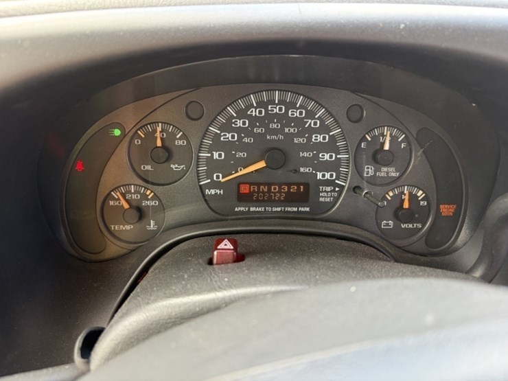 2002-chevrolet-express-3500-image-26