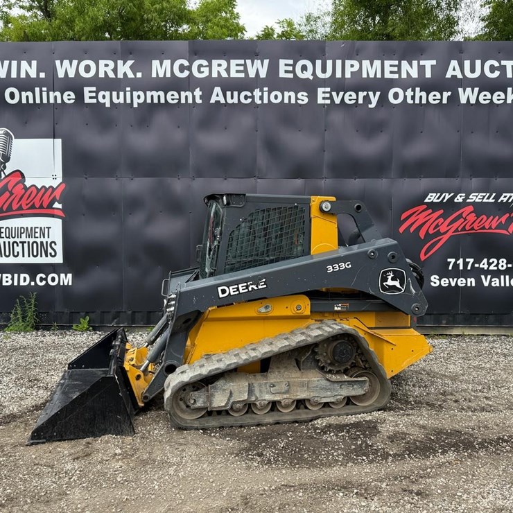 2023 DEERE 333G