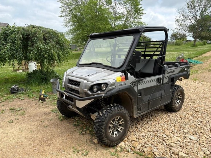 2020-kawasaki-mule-820-pro-fxr-utv-image-1