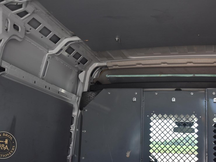 2014-ram-promaster-1500-image-24
