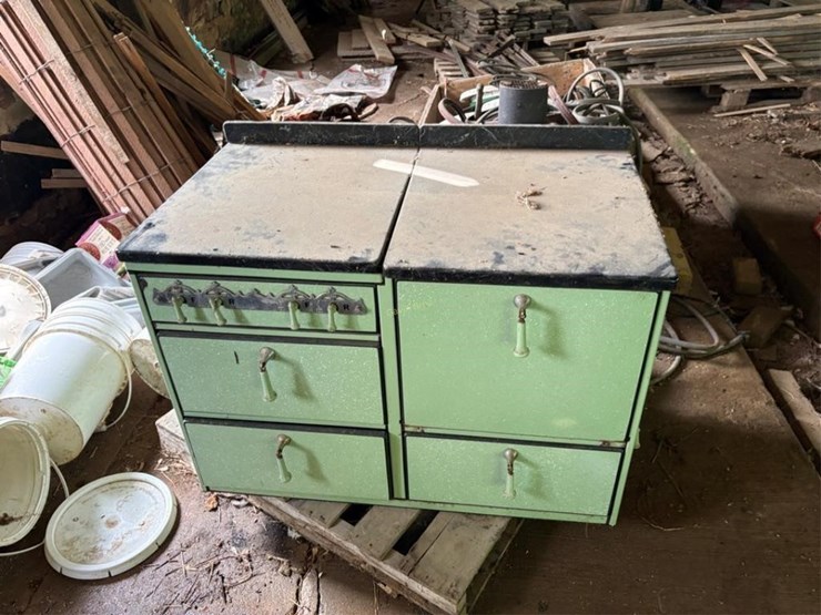 antique-stove-image-2