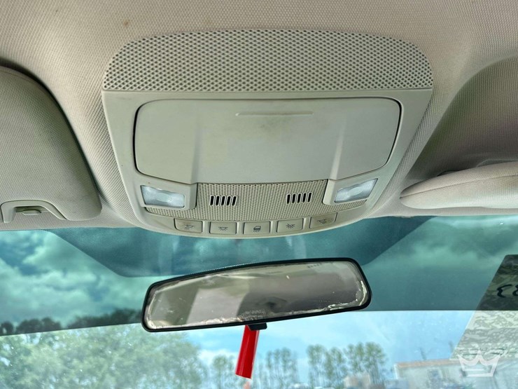 2014-ford-fusion-sedan-image-18
