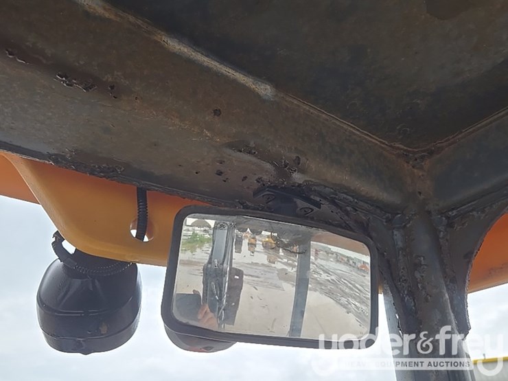 2014-deere-310k-ep-image-52