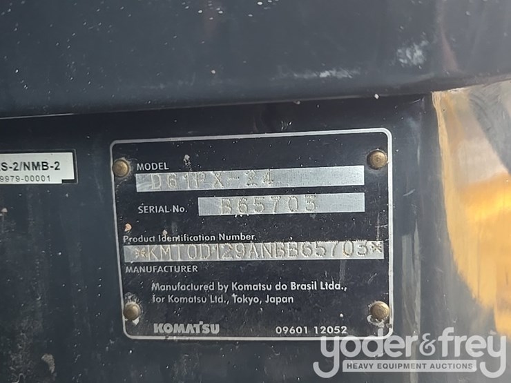 2022-komatsu-d61px-24-image-59