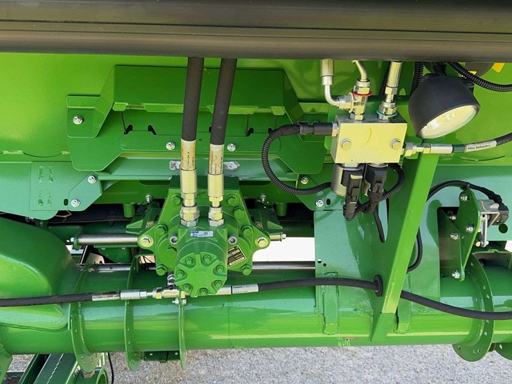 2018-john-deere-635fd-image-14