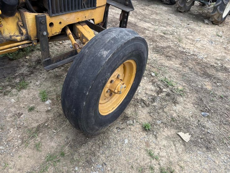 john-deere-301-image-9