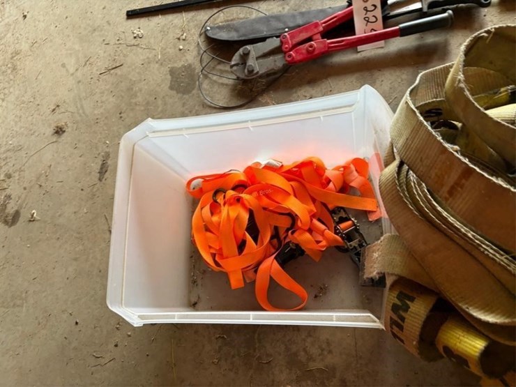large-lot-of-ratchet-straps-image-3