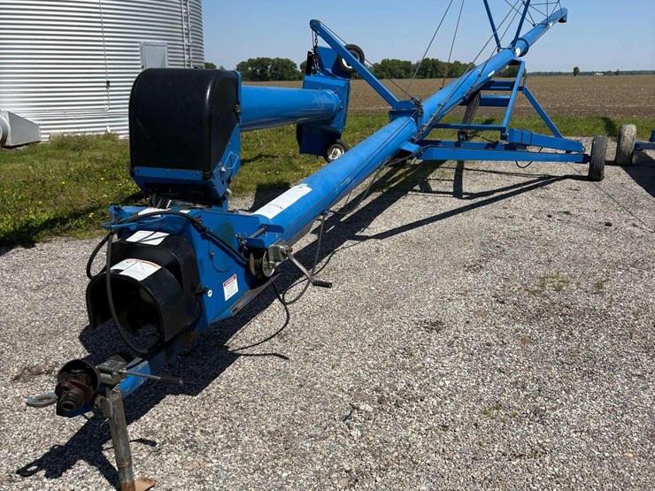 brandt-10x70-image-1