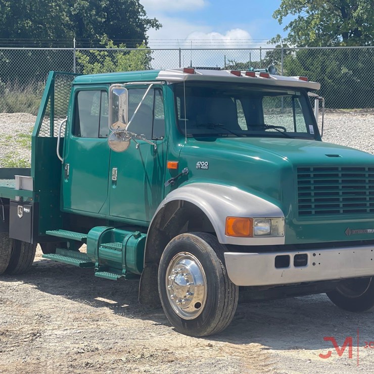 1996 INTERNATIONAL 4700