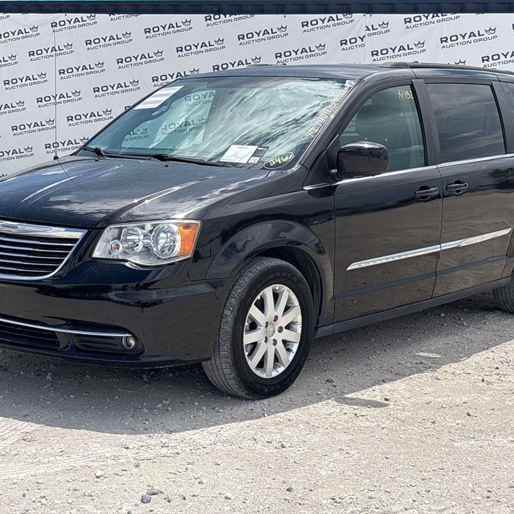 2015 CHRYSLER TOWN & COUNTRY