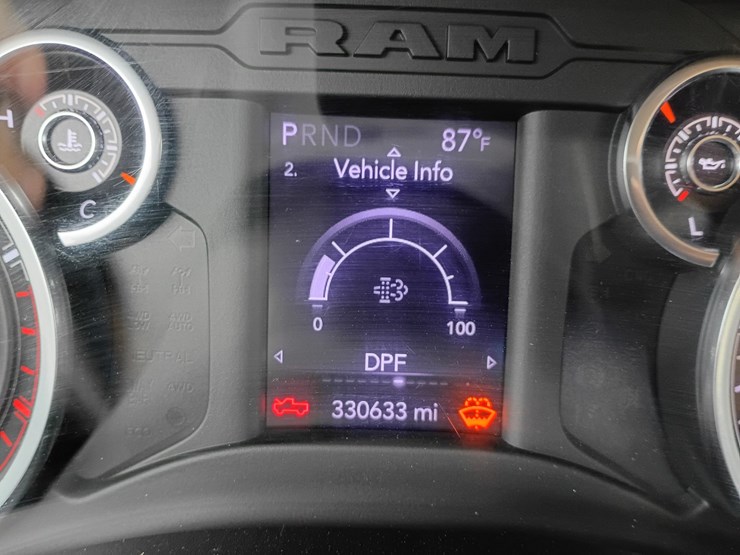 2020-dodge-2500-image-65