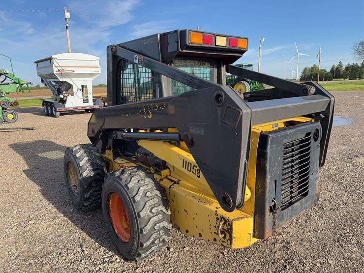 new-holland-ls180-image-7