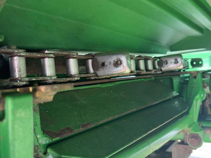 2011-john-deere-608-image-24