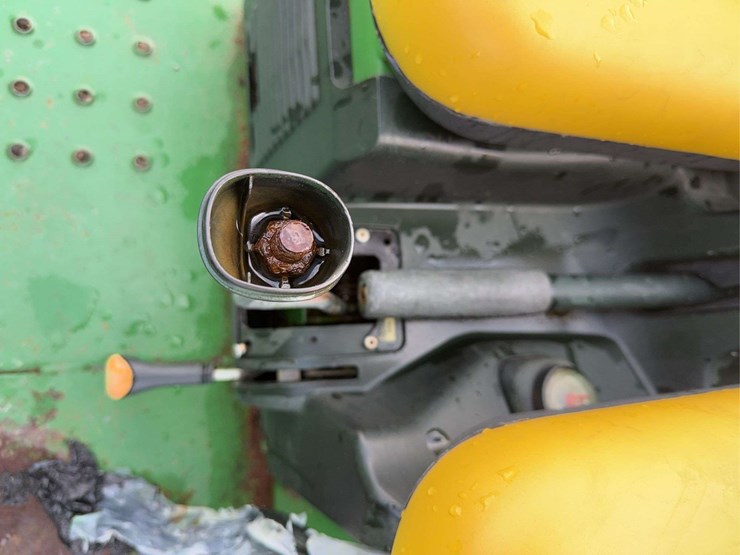 john-deere-gator-image-25