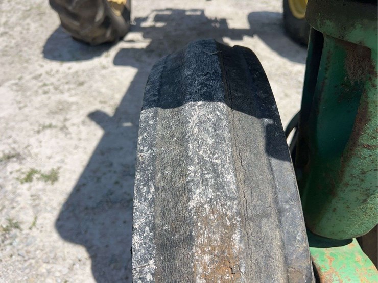 john-deere-60-image-14