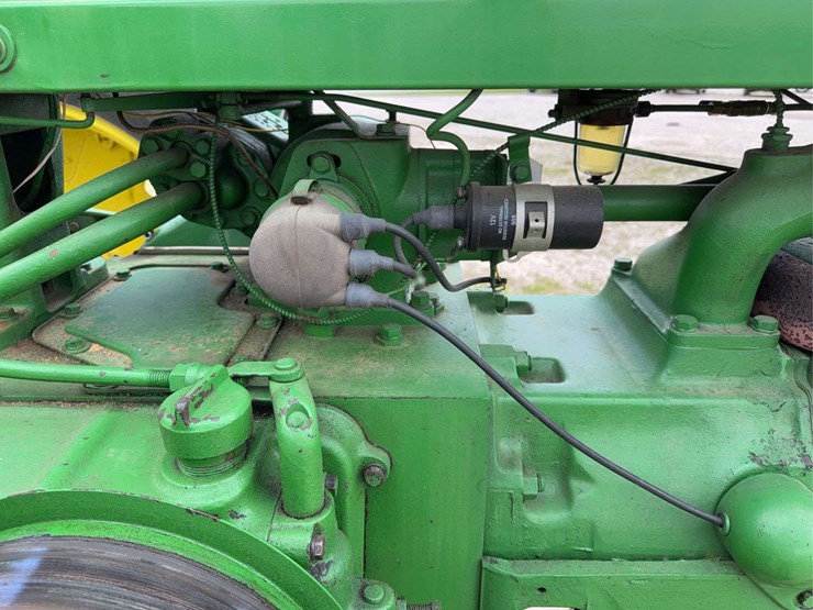 1956-john-deere-60-image-27