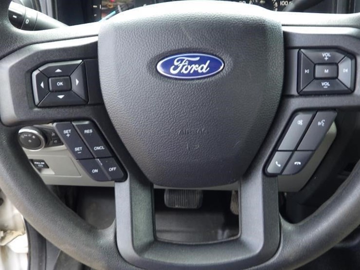 2000-ford-f150-xl-image-26