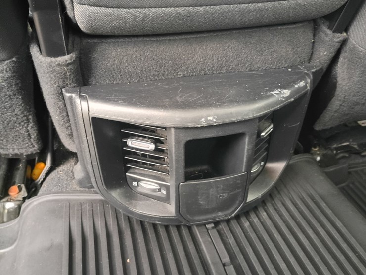 2020-dodge-2500-image-82