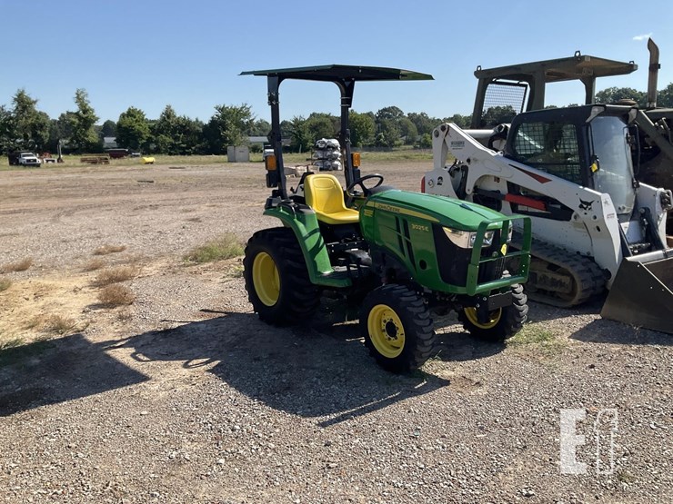 2027-john-deere-3025e-image-2