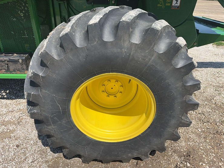 2006-john-deere-9660-sts-image-34