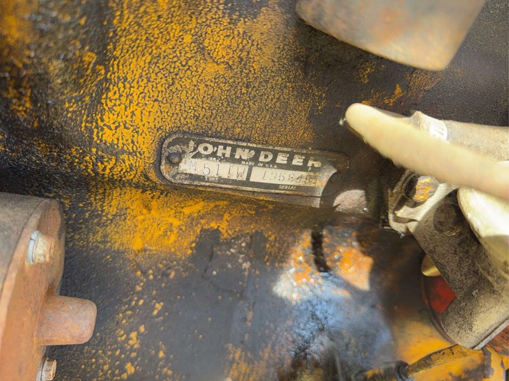 john-deere-400-image-23