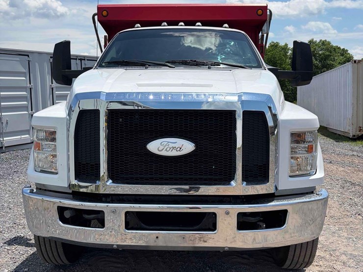 2017-ford-f750-image-2