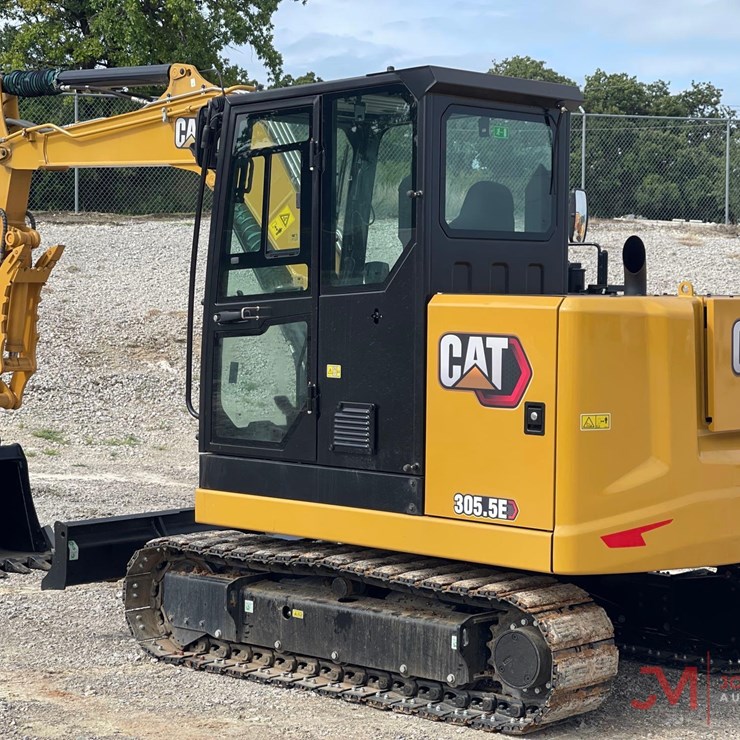 CATERPILLAR 305.5E2
