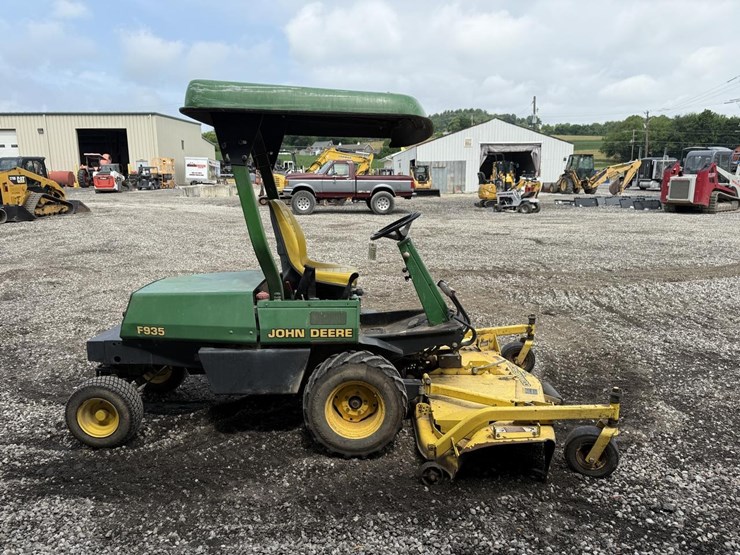john-deere-f935-image-5