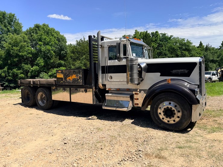 1993-kenworth-w900-image-14