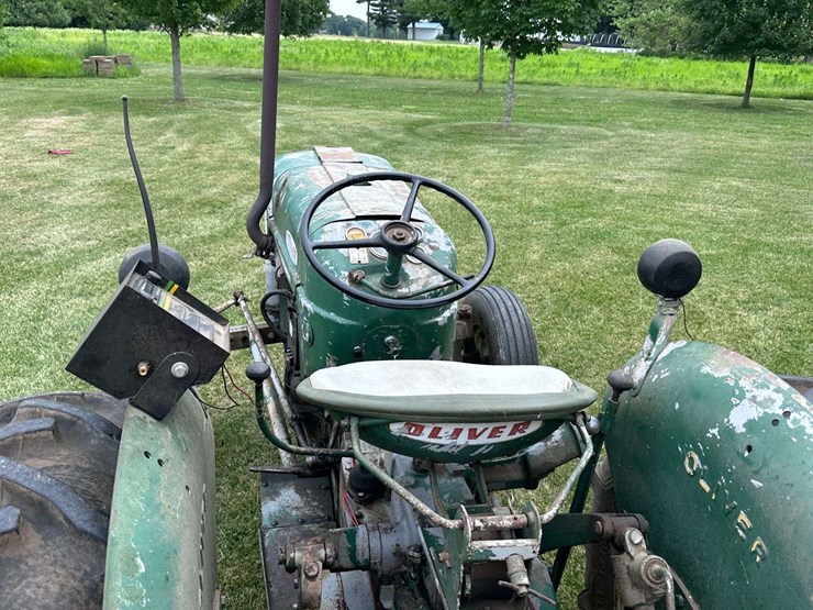 1958-oliver-super-55-image-16