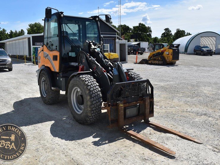 2021-giant-g5000-image-7