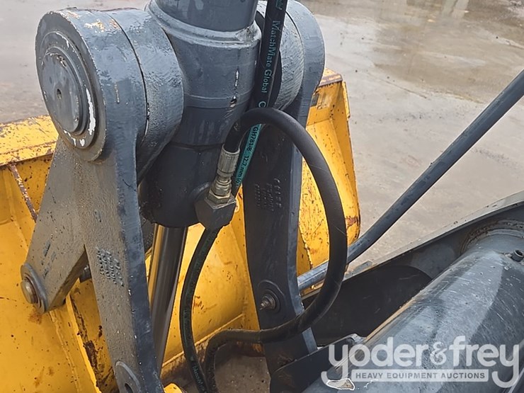 2014-deere-310k-ep-image-21