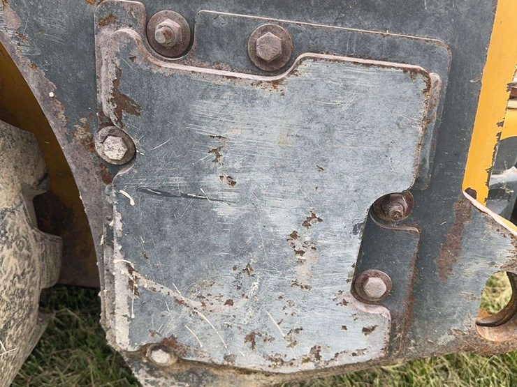 deere-318g-image-28