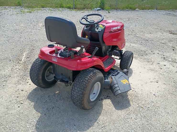 troy-bilt-bronco-image-5