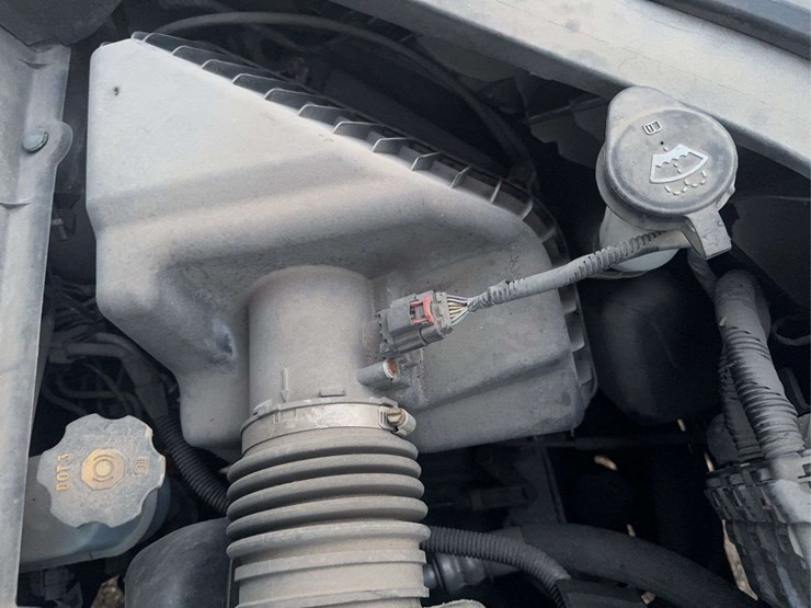 2012-chevrolet-traverse-image-36