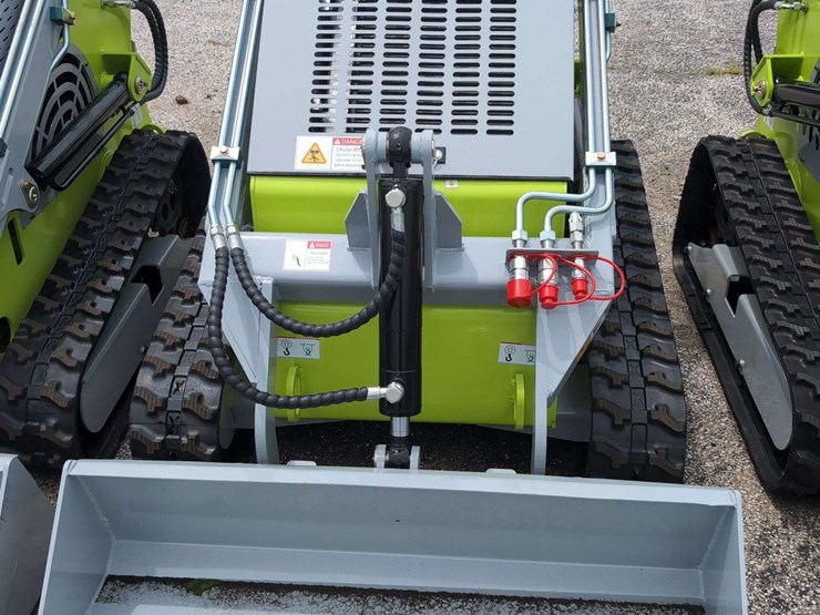 ats-mini-crawler-loader---t460---green---23hp-image-1