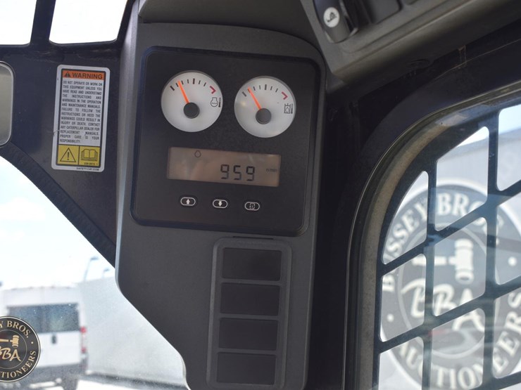 2009-caterpillar-279c-image-39