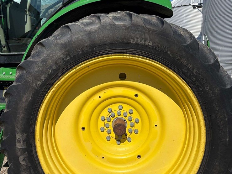 2011-john-deere-7260r-image-15