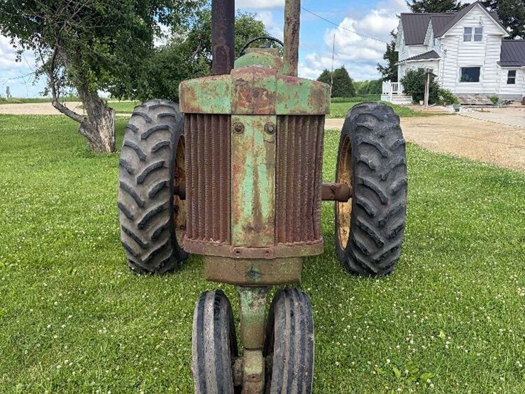 1957-john-deere-720-image-4