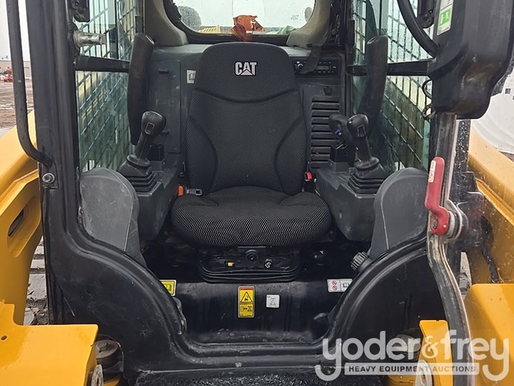 2023-caterpillar-259d3-image-38