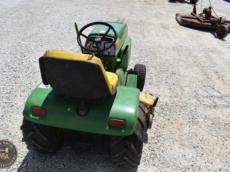 john-deere-210-image-6