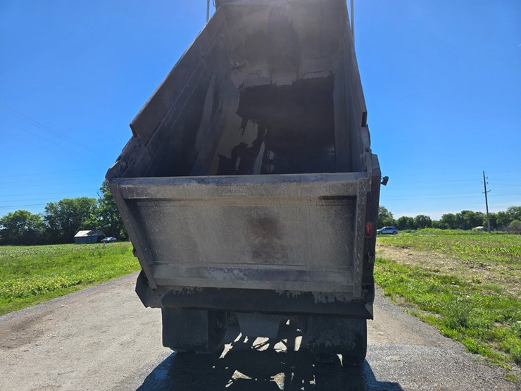 2018-western-star-4700-image-55