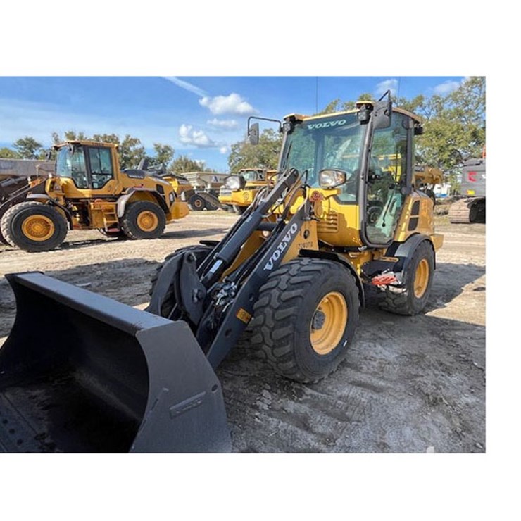 2021 VOLVO L20H