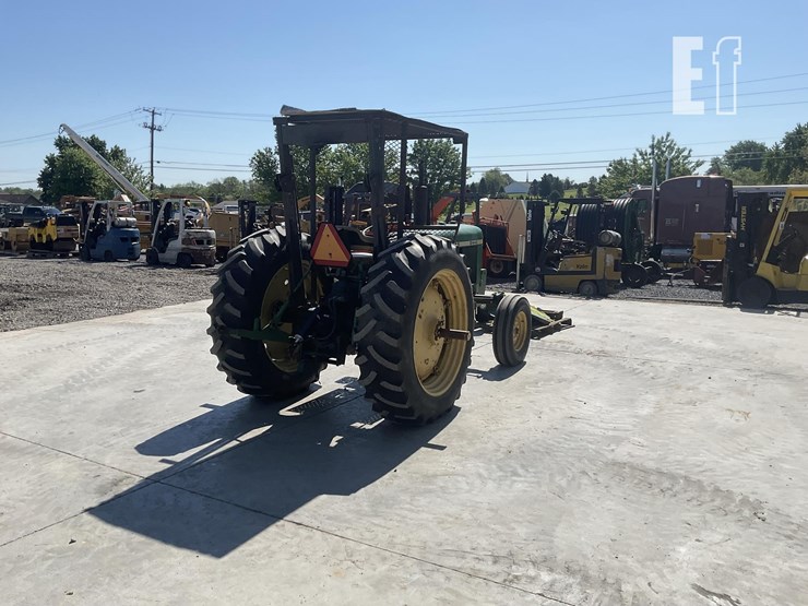 1977-john-deere-2440-image-4