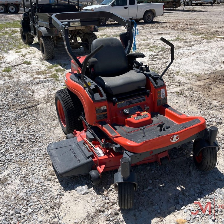 KUBOTA ZG222
